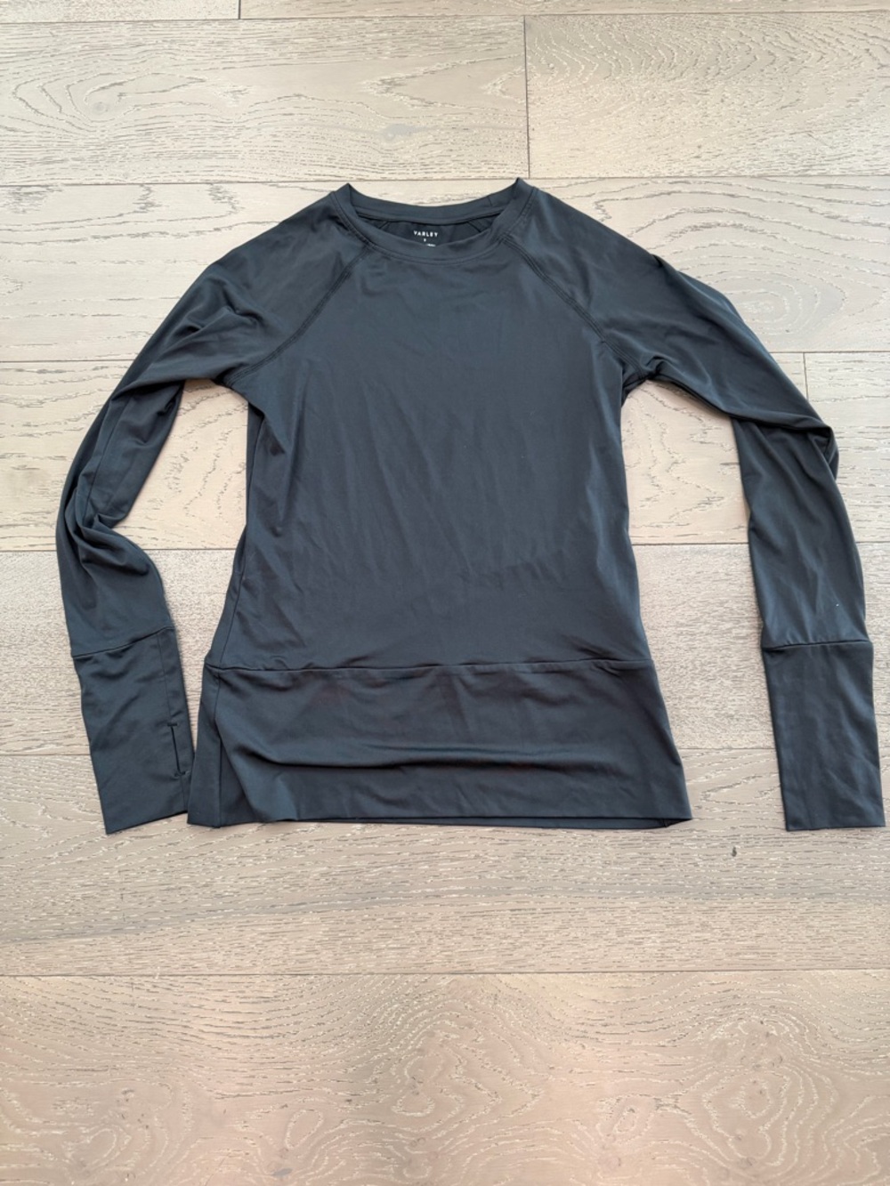 Varley Black Long Sleeve Athletic Tee